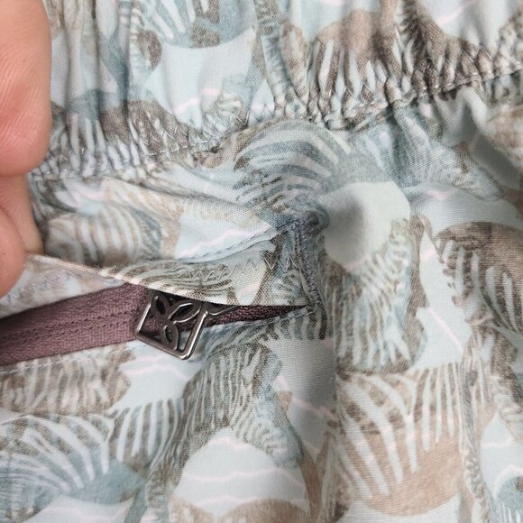 PrAna‎ Seaside Safari Mariya Blue Green Athletic Shorts Zebra Size Small Shorts - Picture 8 of 9